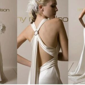 Amy Michelson Bling wedding gown - US size 6 - new in garment bag, never altered